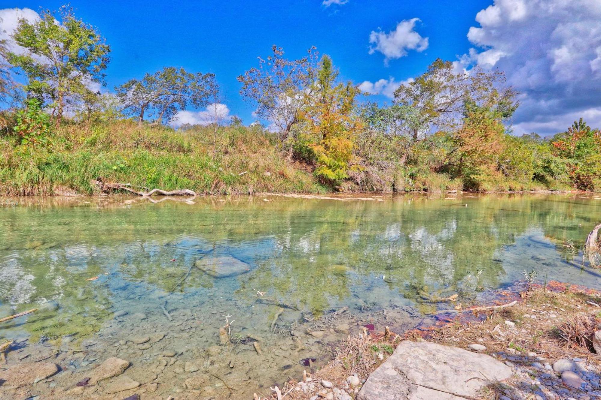 Log Cabin At Old Glory Ranch Wimberley Exterior foto